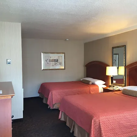 Royal Pacific Motor Inn-2